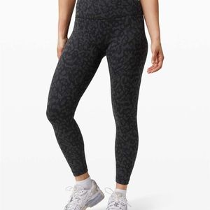 Lululemon Wunder Train 25” leggings size 10